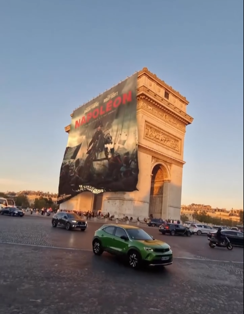 exemple FOOH sur l'Arc de Triomphe